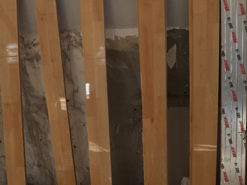 การก่อสร้างพื้นไม้กีฬาไม้เมเปิ้ล